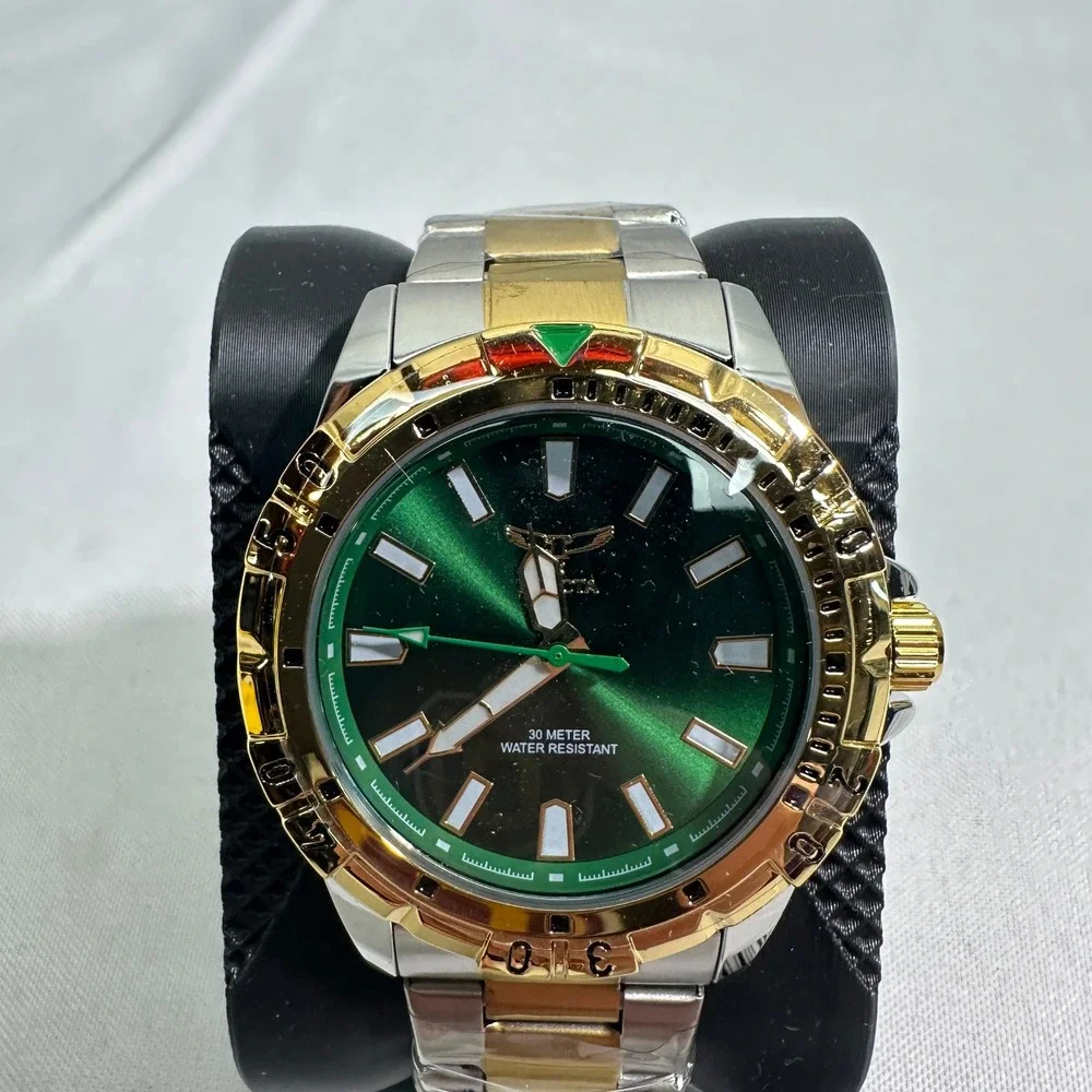 NWT Invicta 69038 Watch Mens Green Silver Gold Two Tone Diver Style Luxury